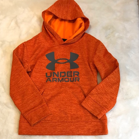 Under Armour Other - Boys Under Armour Hooded Pullover size 6